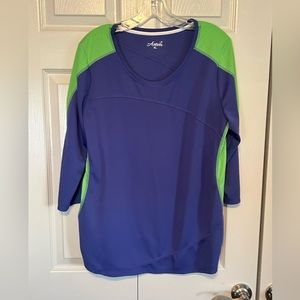 Avera Women’s 3/4 sleeve‎ Arhletic Dri Fit Top XL